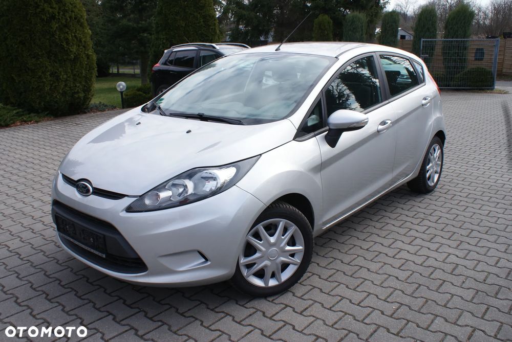 Ford Fiesta 1.25 Champions Edition - 1