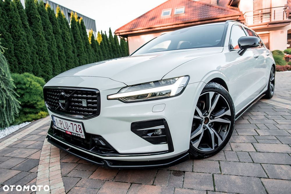 Volvo V60 B4 B Geartronic Momentum Pro - 1