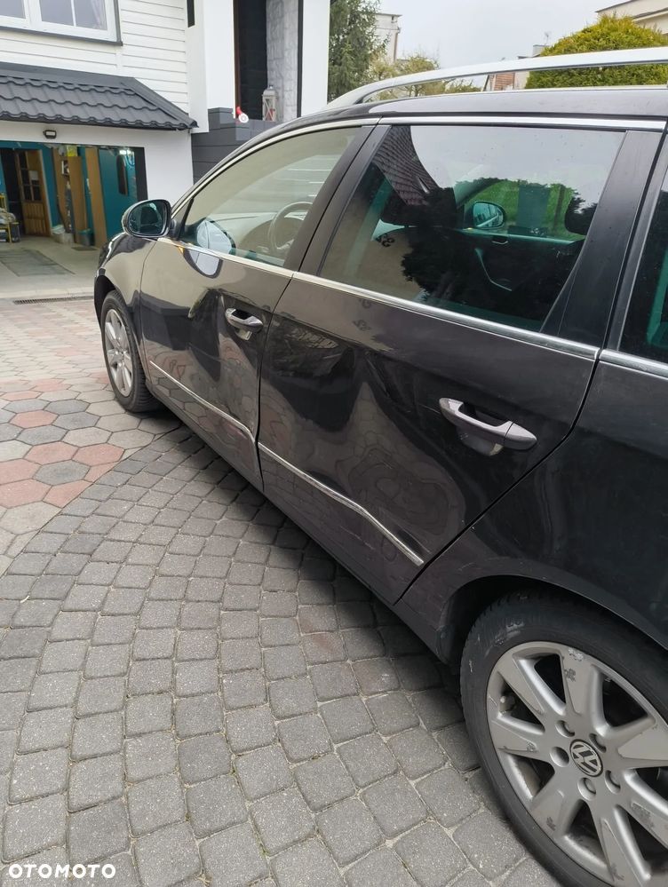 Volkswagen Passat - 12