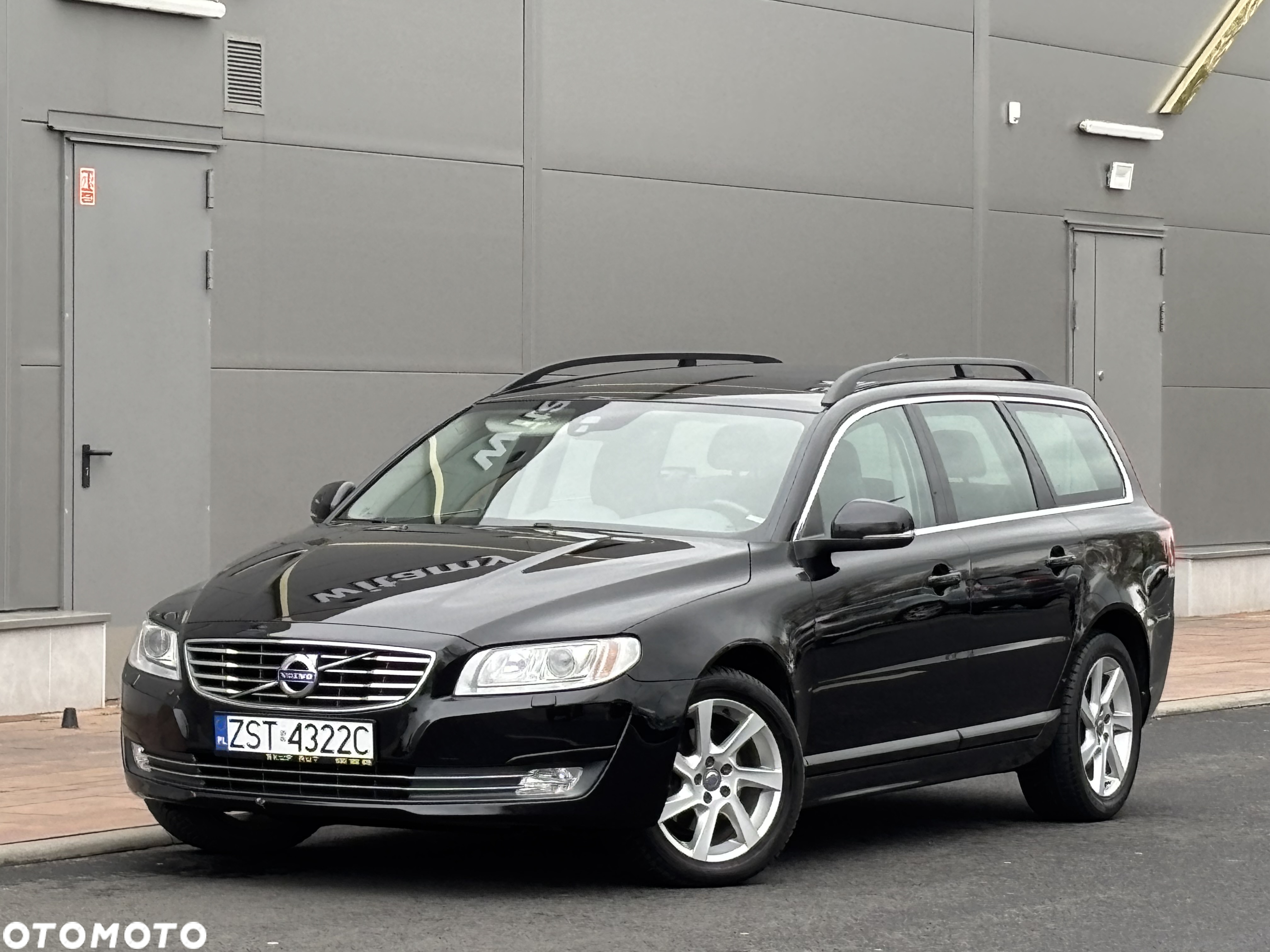 Volvo V70 D3 Geartronic Momentum - 24