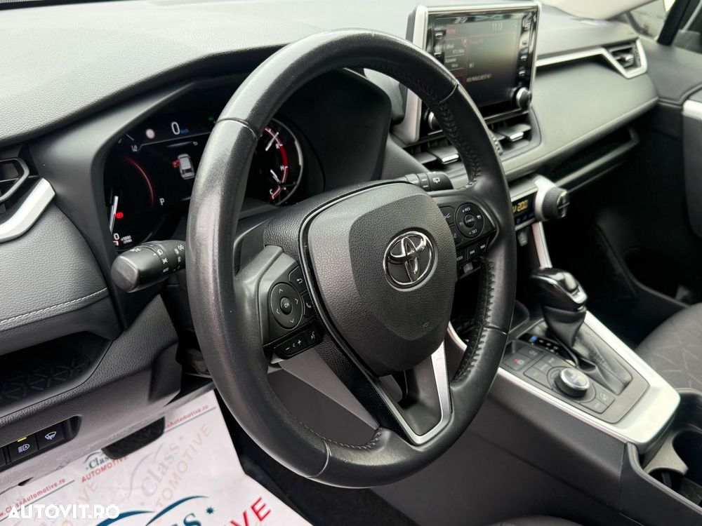 Toyota RAV4 - 14