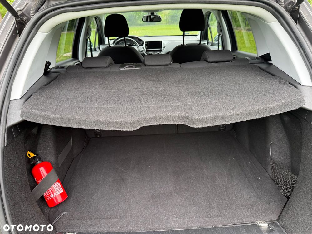 Peugeot 2008 1.5 BlueHDi Style - 13
