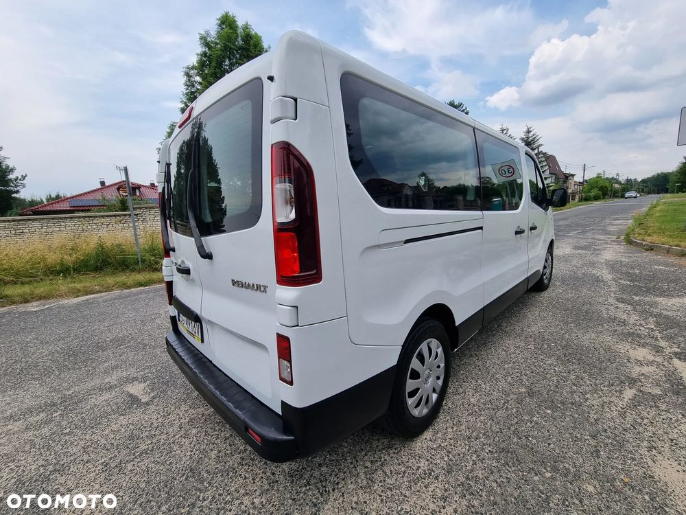 Renault Trafic - 2