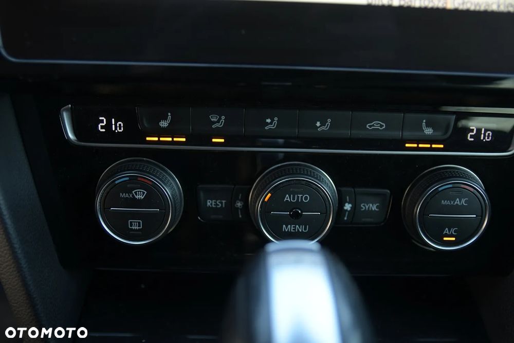 Volkswagen Arteon 2.0 TSI 4Motion R-Line DSG - 36