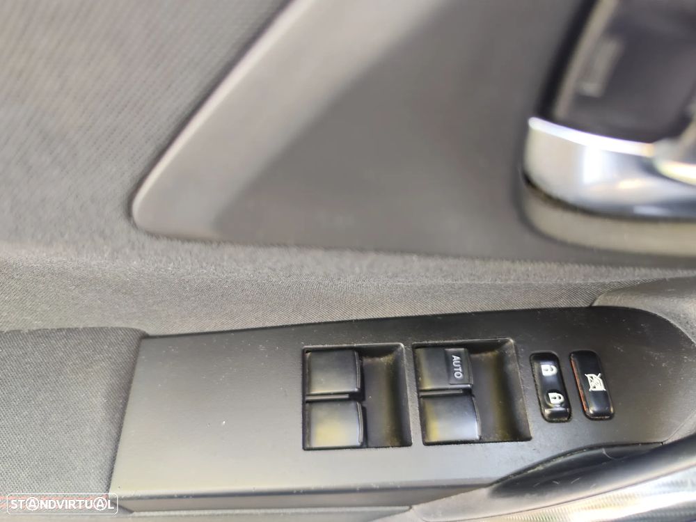 Toyota Auris Touring Sports 1.4 D-4D Comfort+Pack Sport - 25