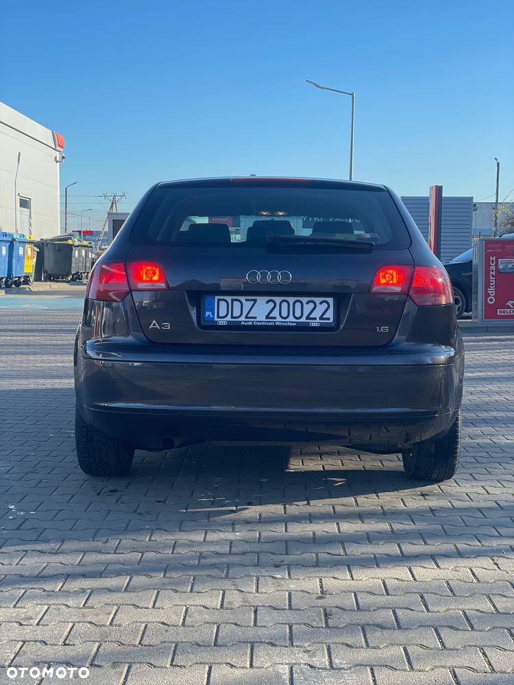 Audi A3 Sportback 1.6 Ambiente - 3