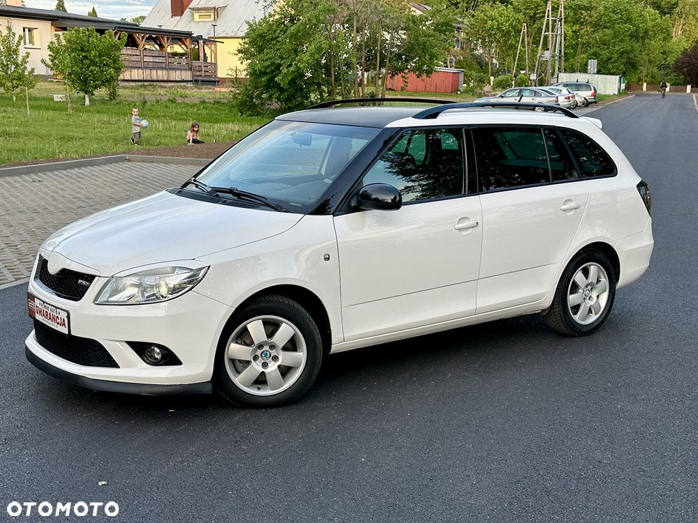 Skoda Fabia 1.4 TSI DSG RS - 10