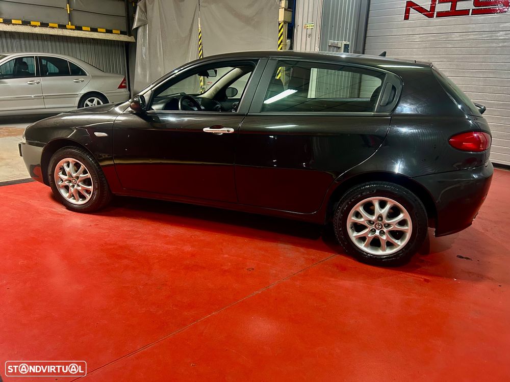 Alfa Romeo 147 1.6 TS Progression - 6