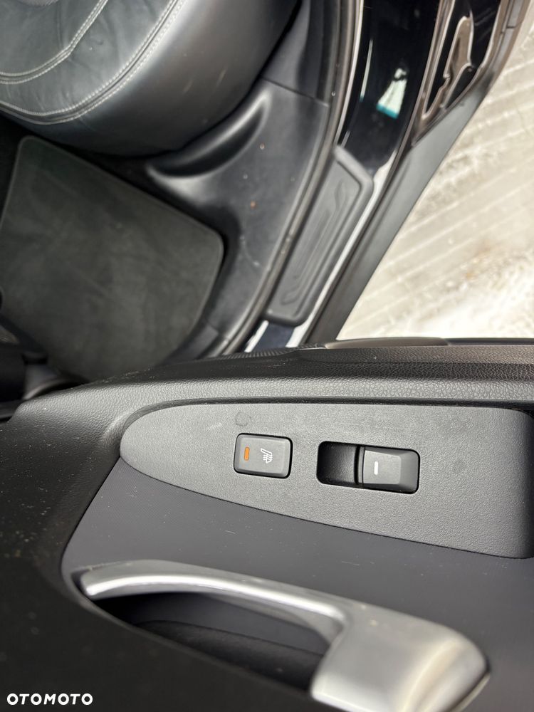 Kia Sportage 2.0 CVVT 4WD Fifa World Cup Edition - 25