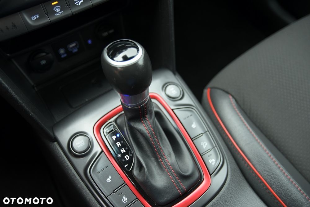 Hyundai Kona 1.6 T-GDI DCT 4WD Style - 31