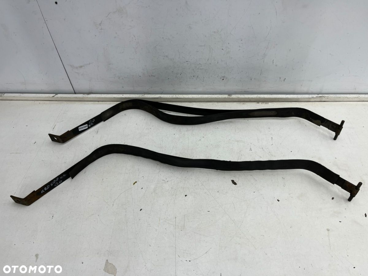 Mocowanie zbiornika Hyundai Grandeur IV 05-11r. obejma uchwyt baku opaska KOMPLET - 4