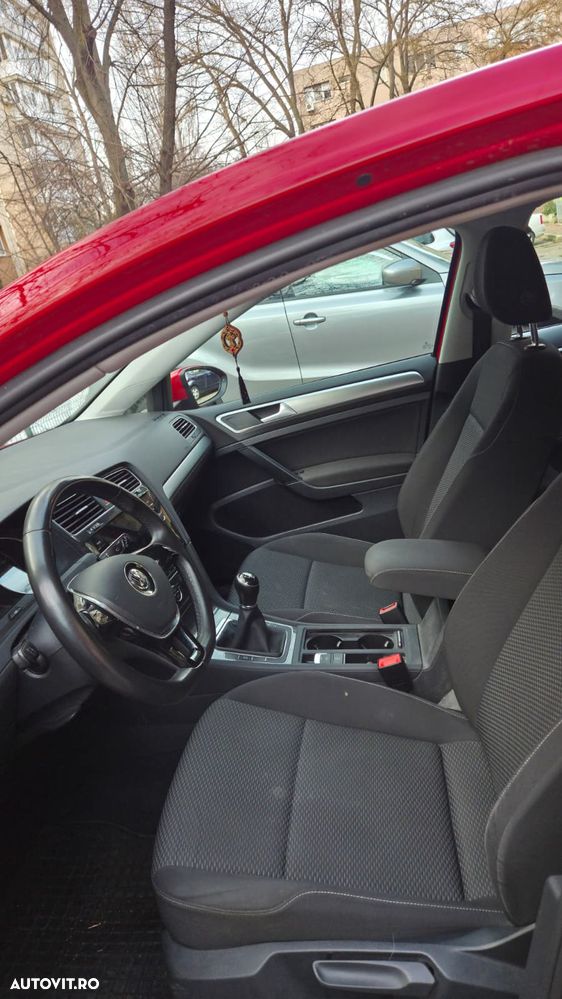 Volkswagen Golf 1.0 TSI Trendline - 5