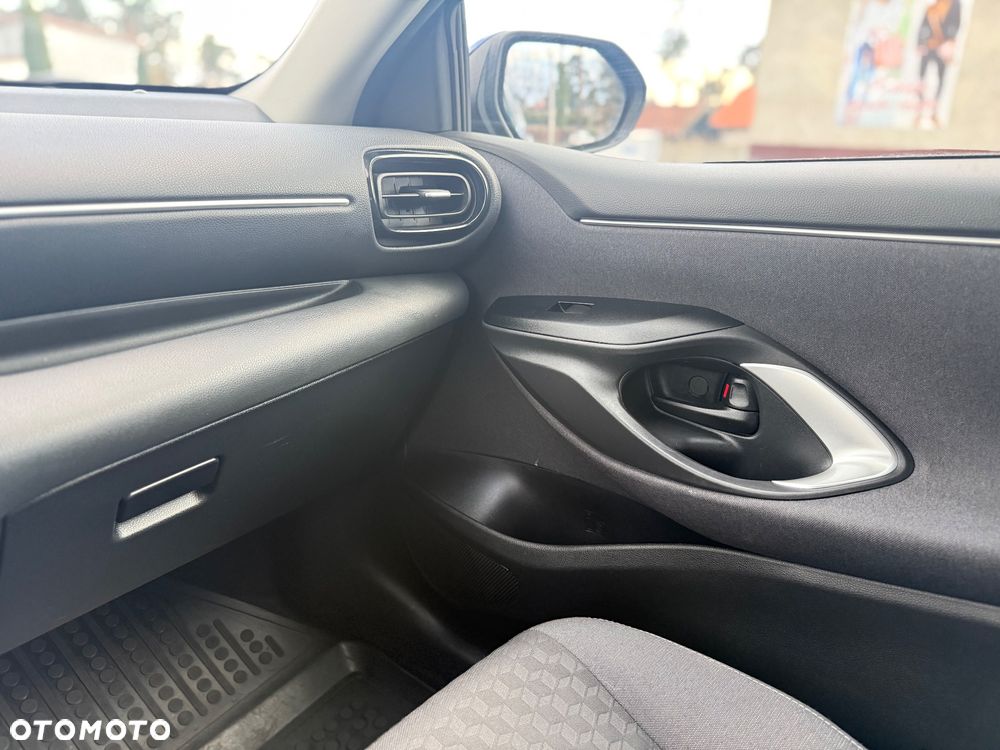 Toyota Yaris 1.5 Comfort - 25