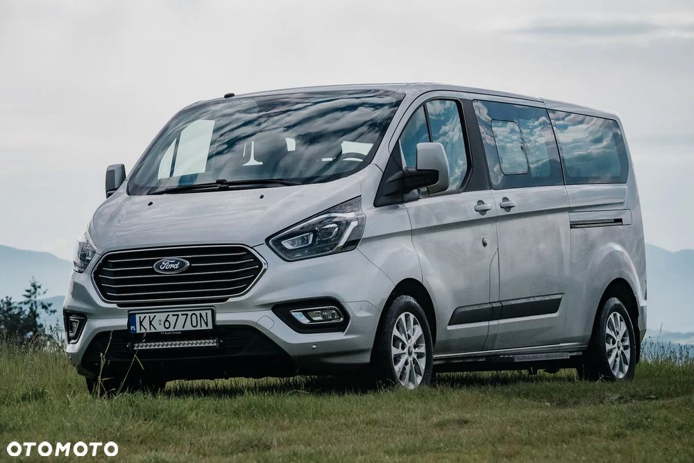 Ford Tourneo Custom 2.0 EcoBlue L2 Shuttle Bus Titanium - 1