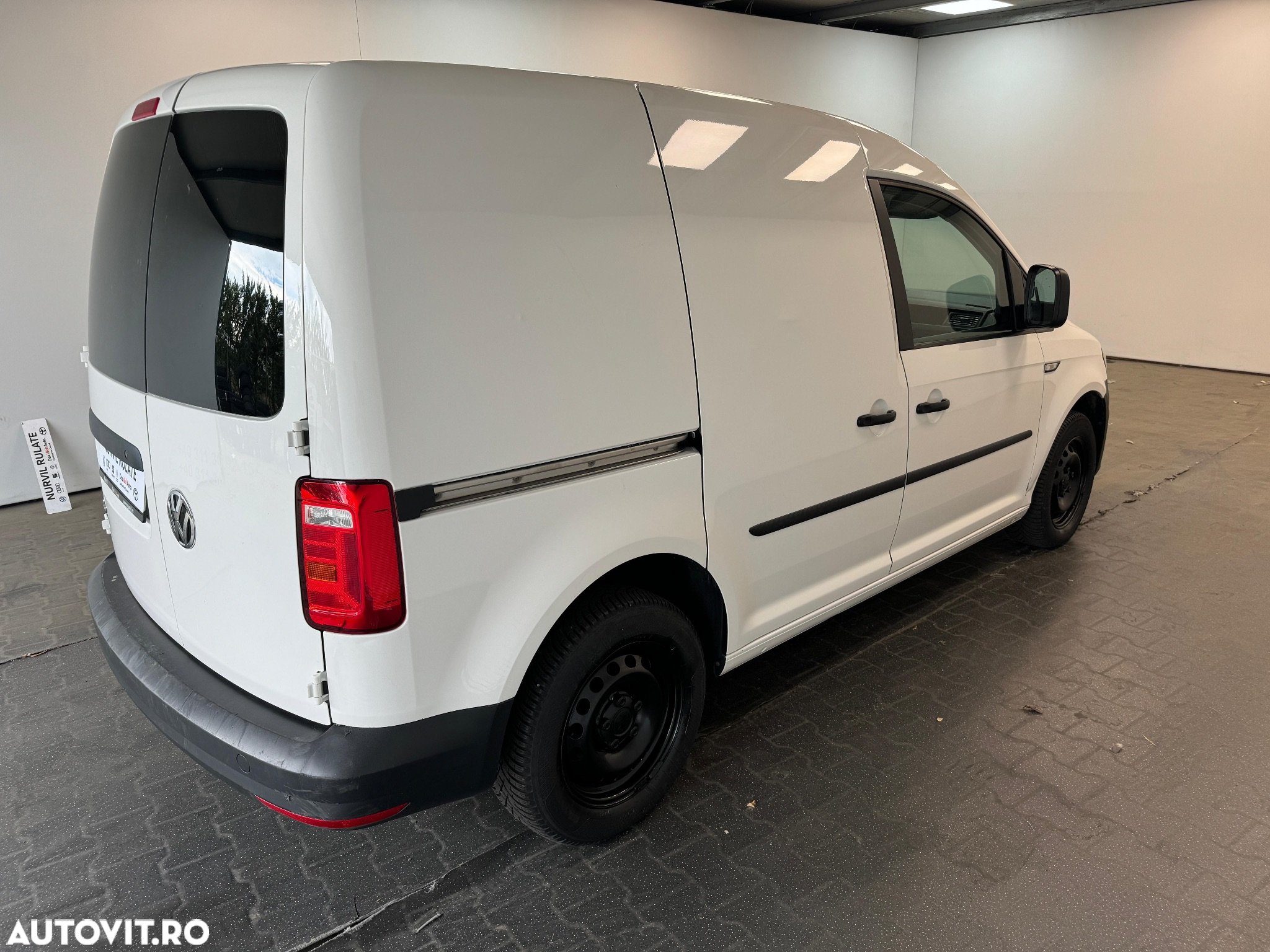 Volkswagen Caddy 2.0 TDI - 2