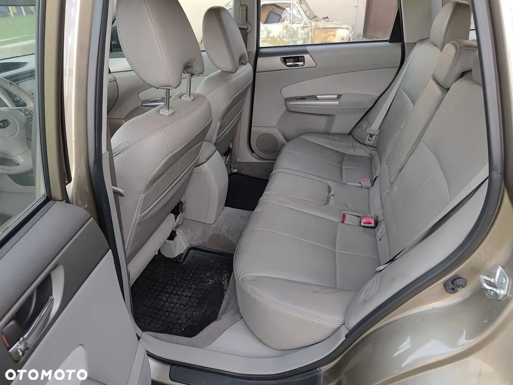 Subaru Forester 2.5 XT LUN - 11