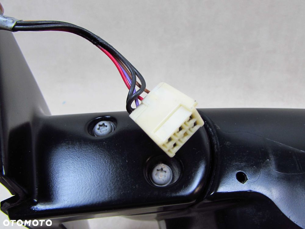 TOYOTA LAND CRUISER 90 95 96-02 LUSTERKO LEWE 5 PIN EUROPA - 6