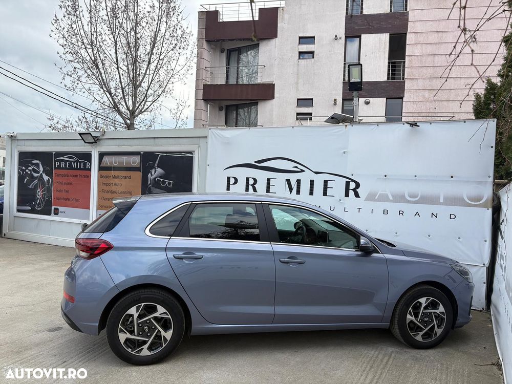 Hyundai i30 1.5 96CP M/T Comfort - 11