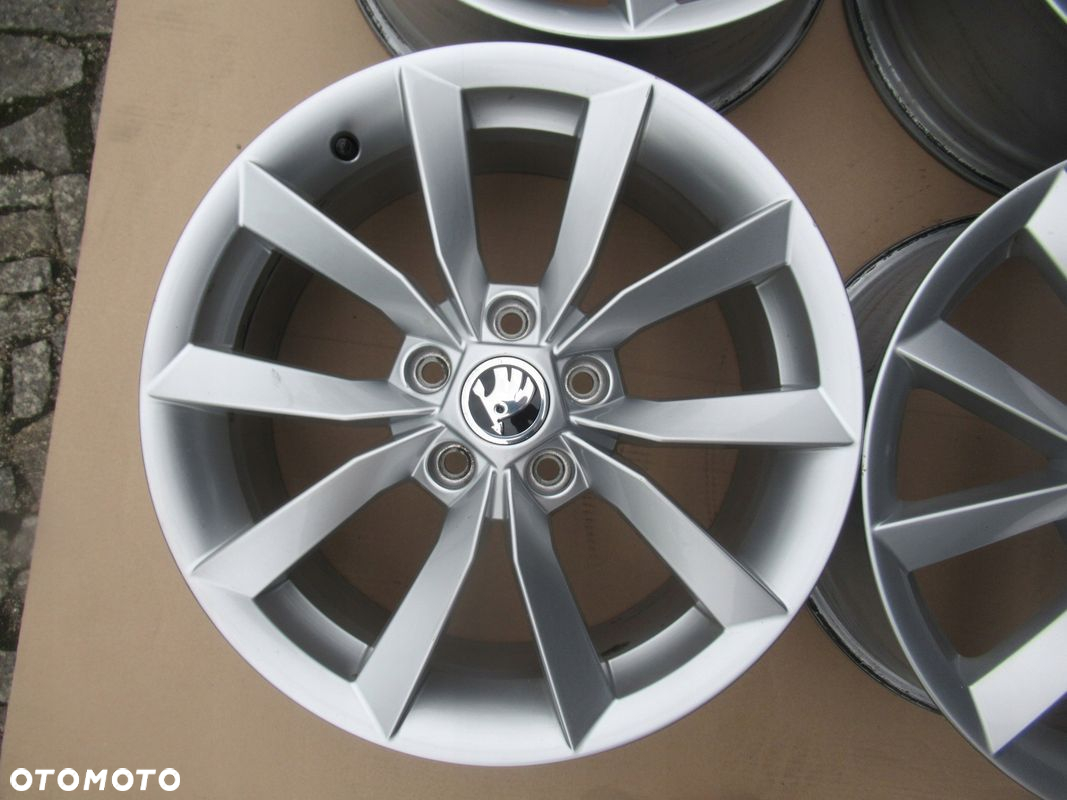 ALUFELGI 4szt R17 SKODA YETI,OCTAVIA ,SUPER B, VW GOLF,AUDI A3.A4,SEAT LEON - 3