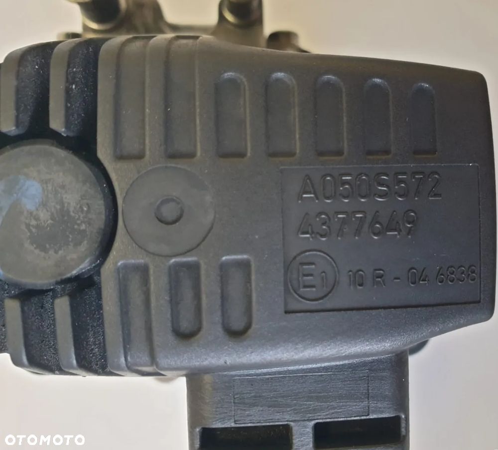 ZAWÓR DOZUJĄCY PŁYN ADBLUE DAF 106XF CF A050S572  4377649 - 3