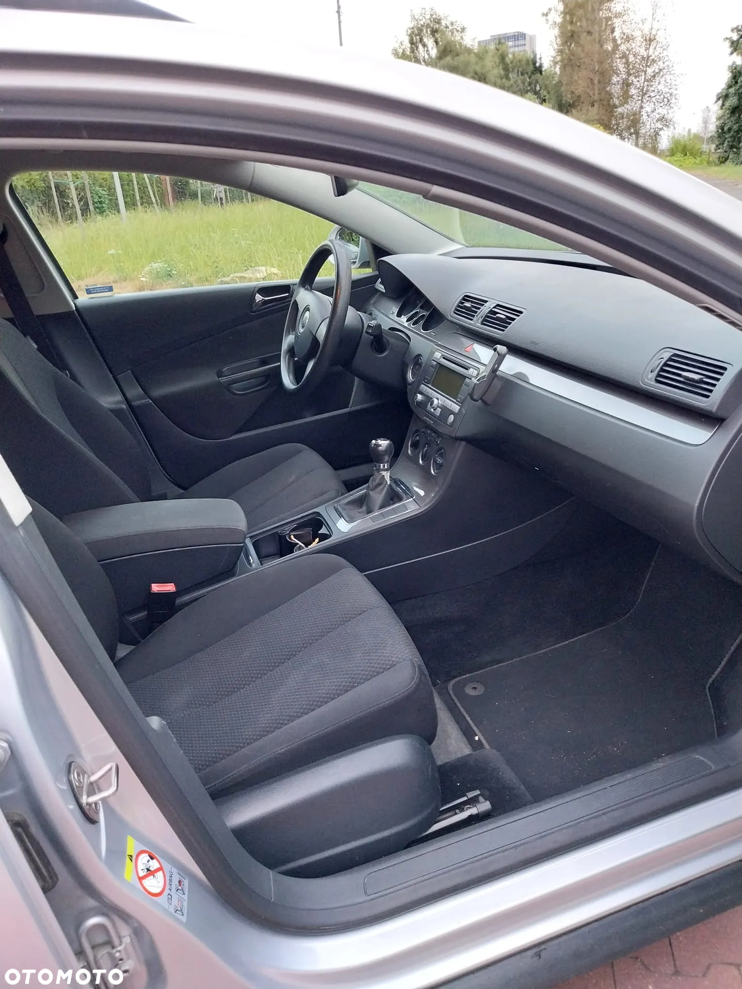 Volkswagen Passat 2.0 TDI Comfortline - 8
