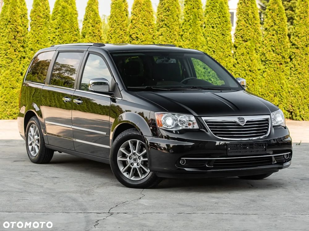Lancia Voyager 2.8 Multijet 16v Platinum - 10