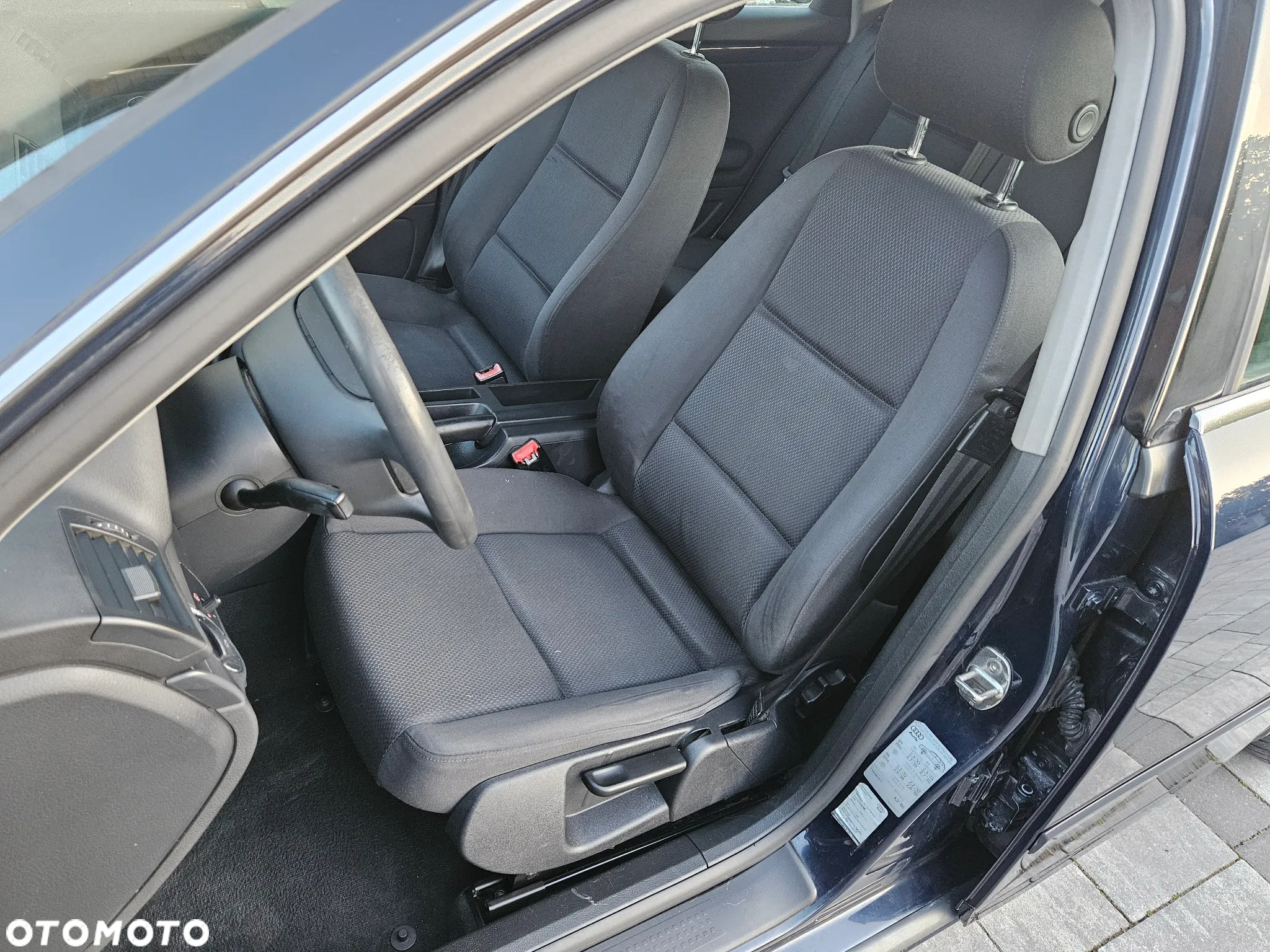 Audi A4 Avant - 10