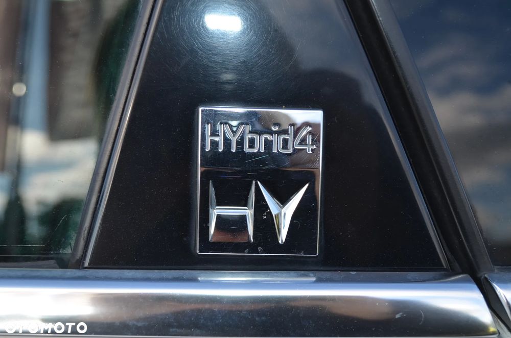 Peugeot 508 RXH Hybrid4 - 12