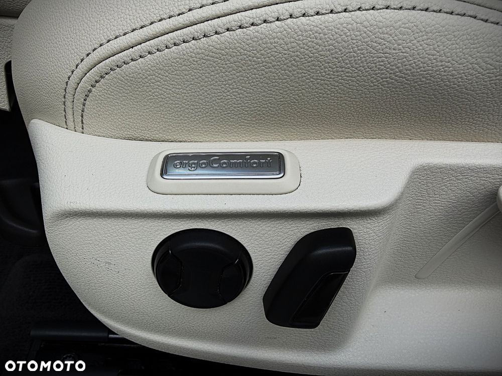 Volkswagen Passat 2.0 TSI 4Mot Elegance DSG - 37