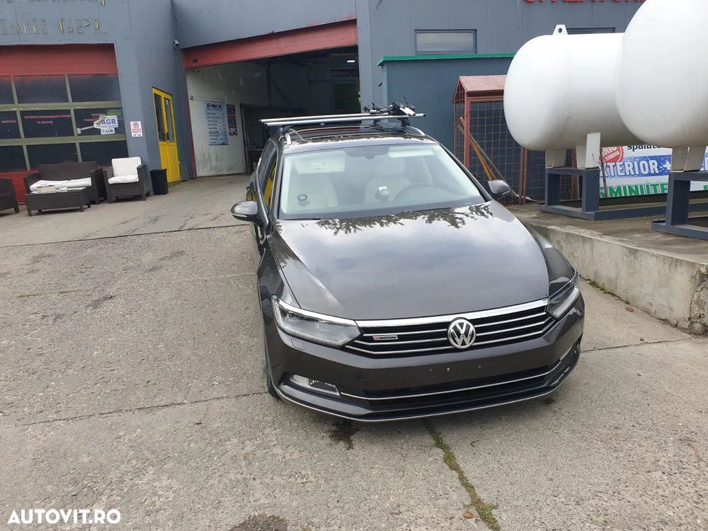 Volkswagen Passat 2.0 TDI SCR 4Motion DSG Highline - 3