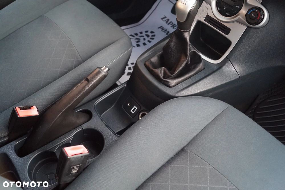 Ford Fiesta 1.25 Ghia EU5 - 28