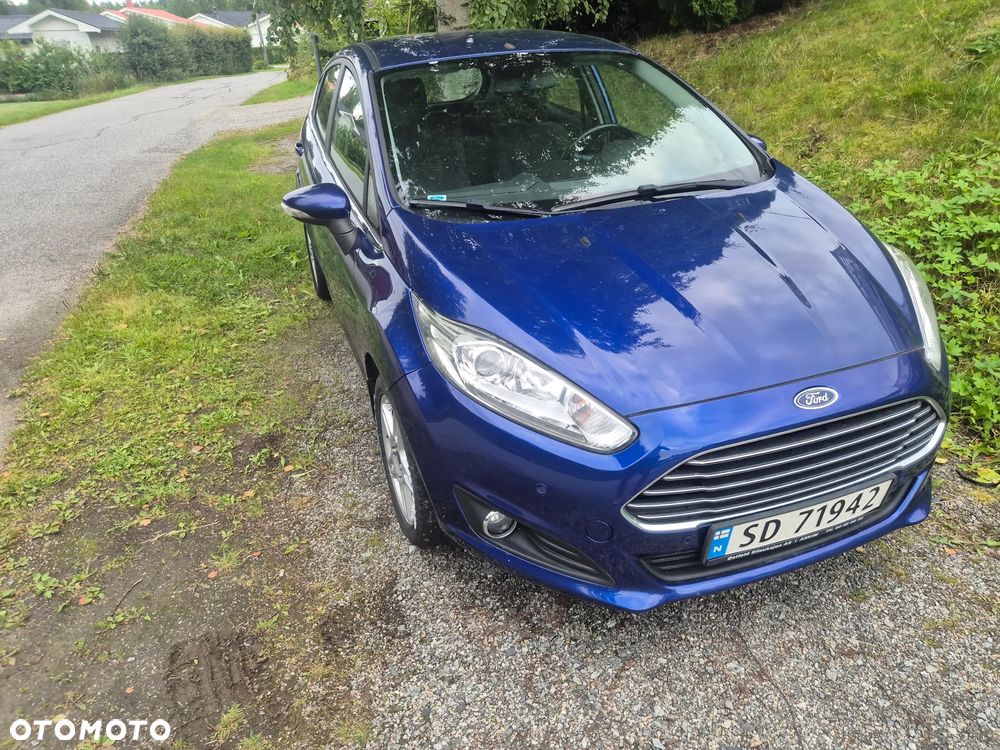 Ford Fiesta 2014 photo 2