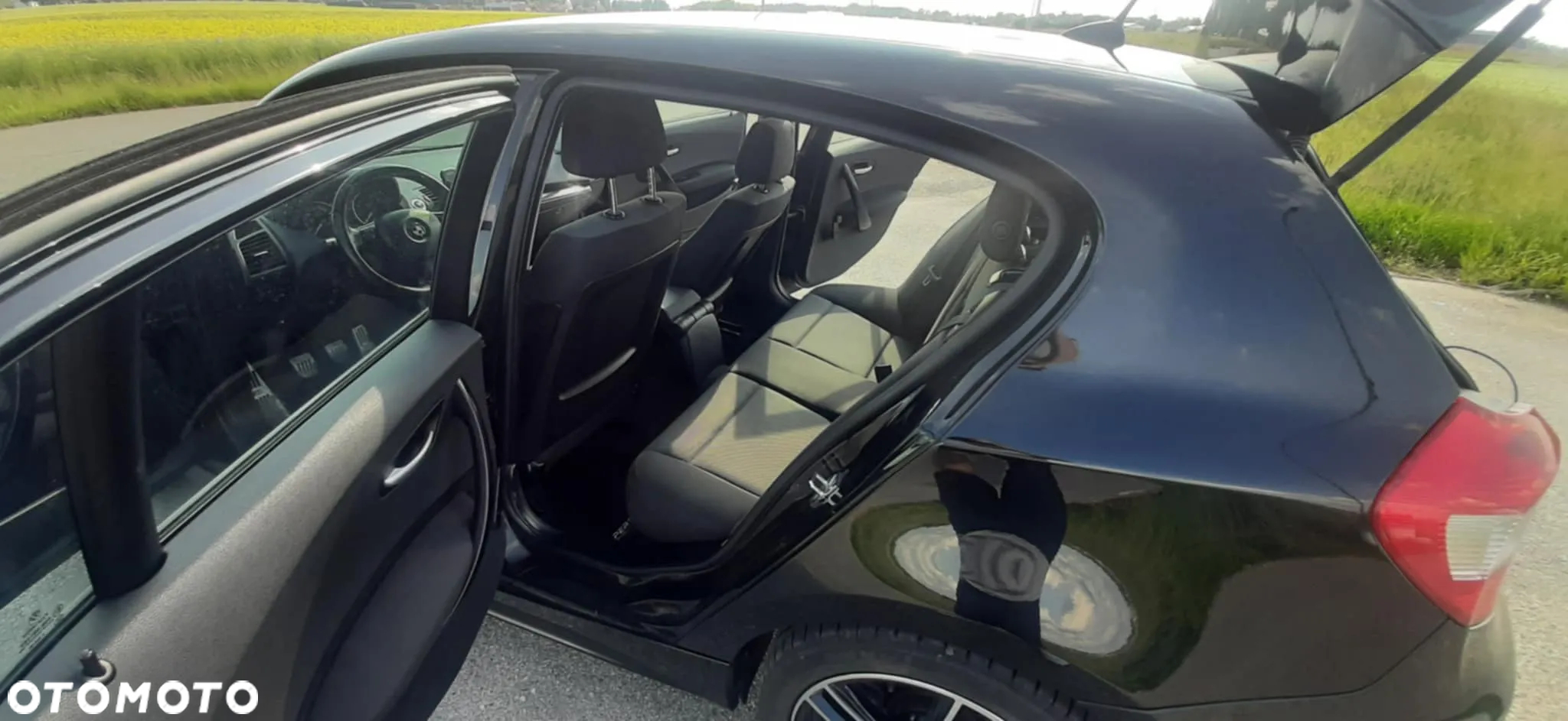 BMW Seria 1 116i - 21