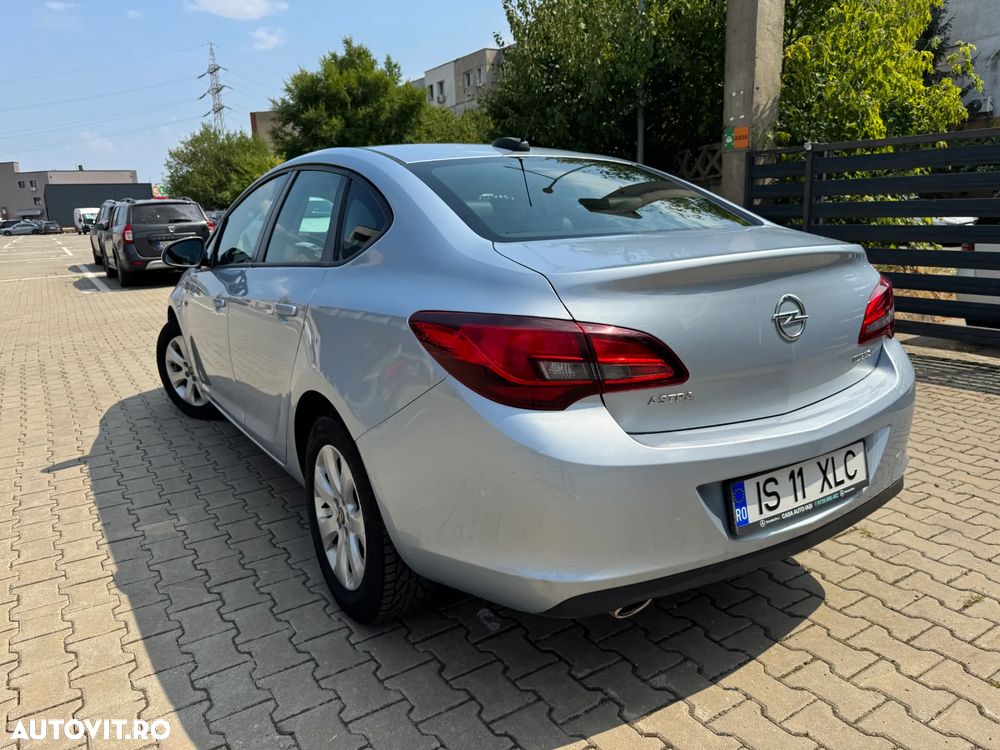Opel Astra 1.4 Turbo ECOTEC Selection - 7