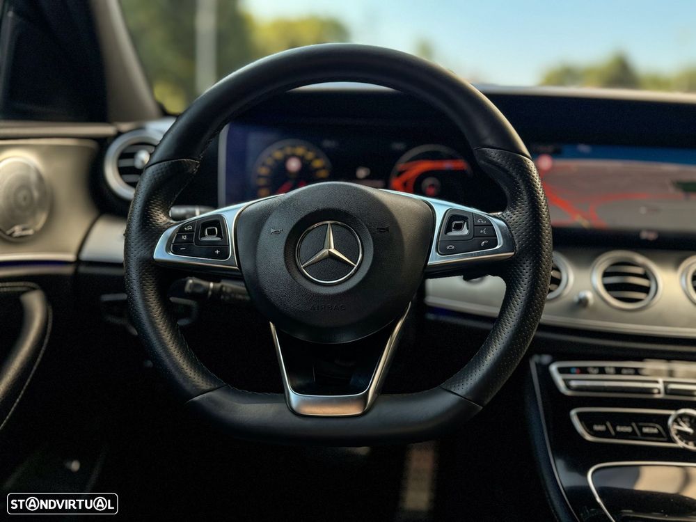 Mercedes-Benz E 220 d AMG Line - 38
