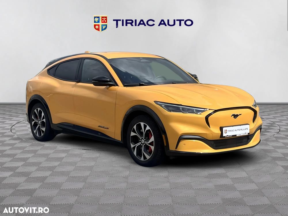 Ford Mustang Mach-E AWD PREMIUM - 8