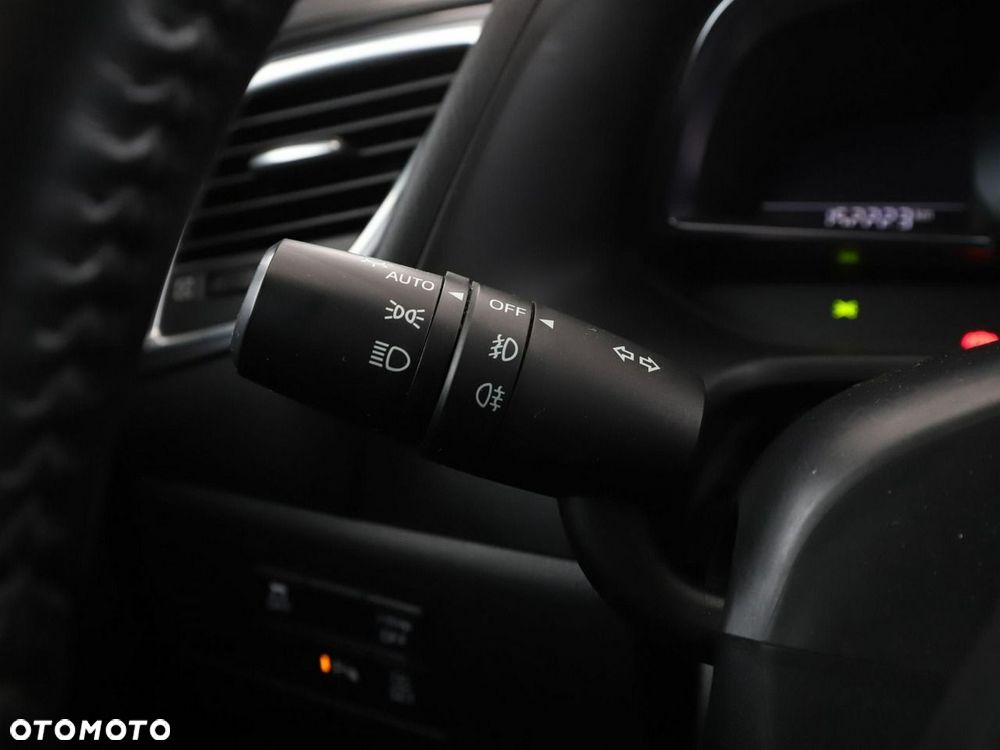 Mazda 3 SKYACTIV-G 120 Sports-Line - 32