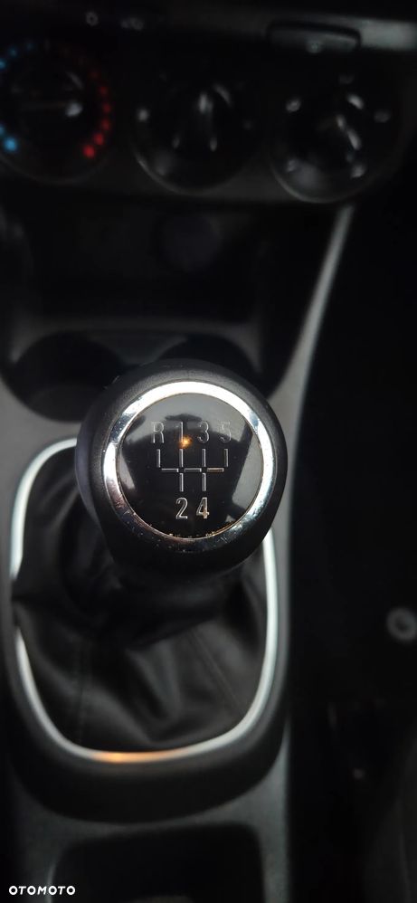 Opel Corsa 1.4 120 Jahre - 25