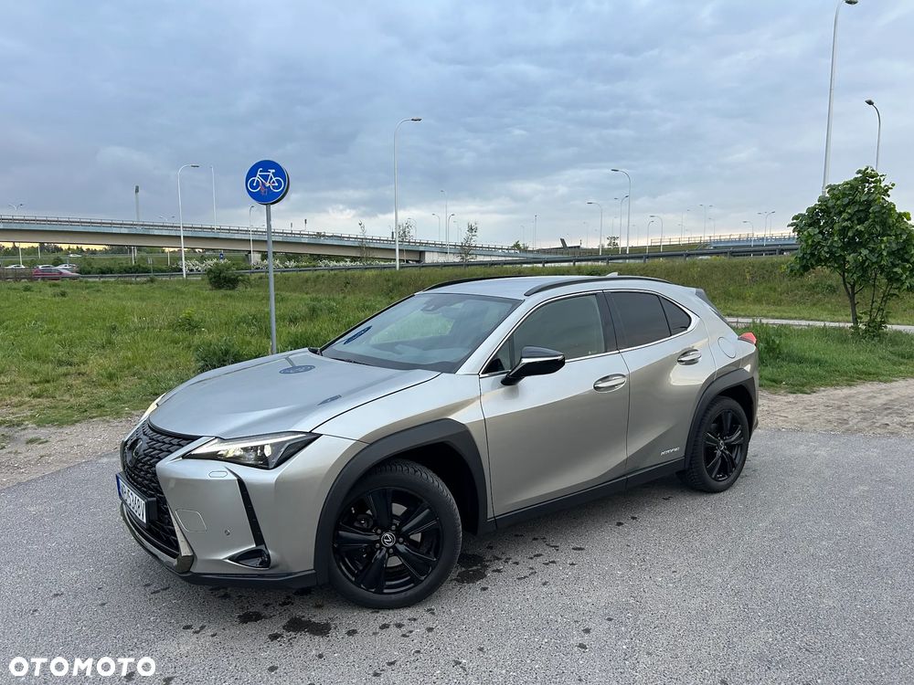 Lexus UX 250h F Sport 2WD - 9