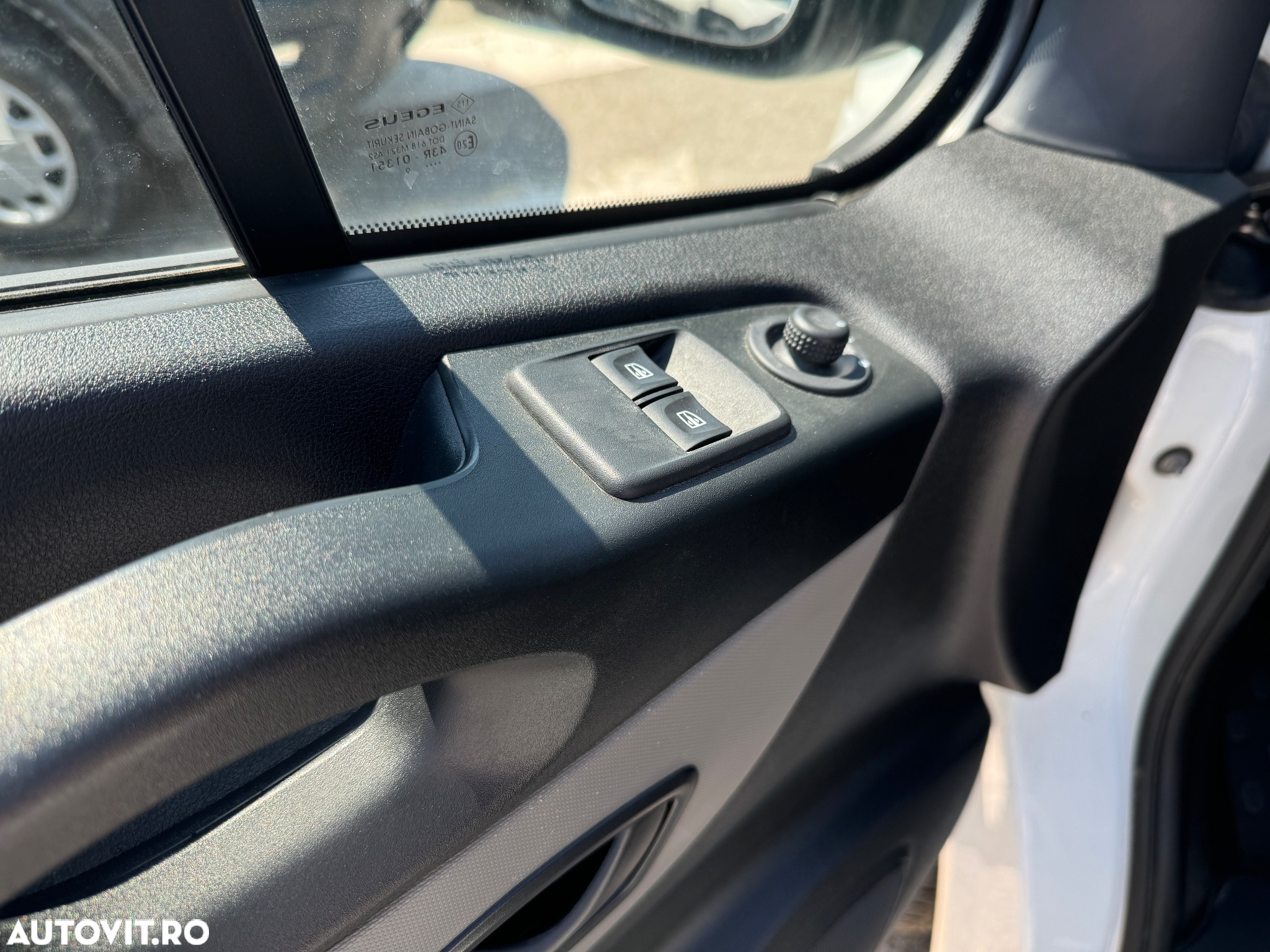 Renault Trafic - 8