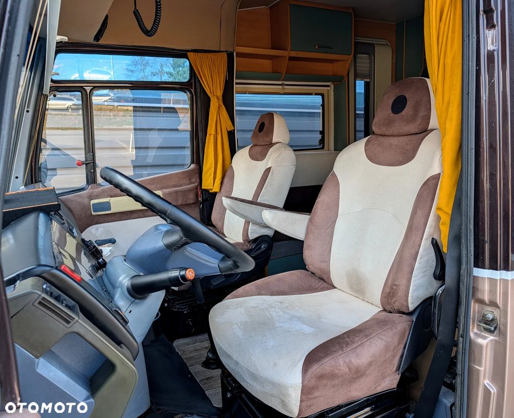 Mercedes-Benz VARIO 512D - 13