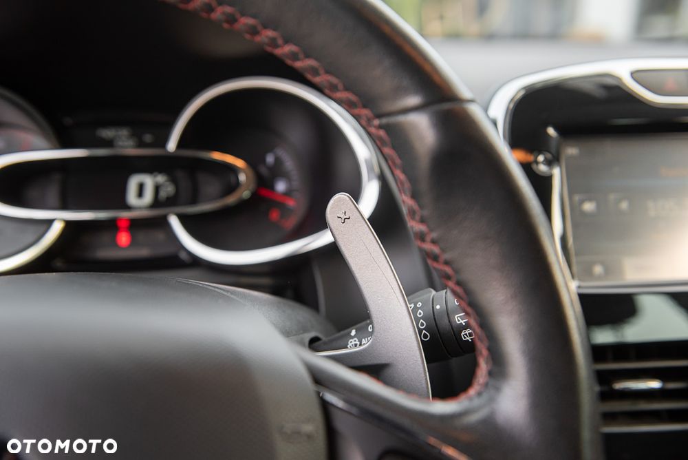 Renault Clio TCe 200 EDC Sport - 27