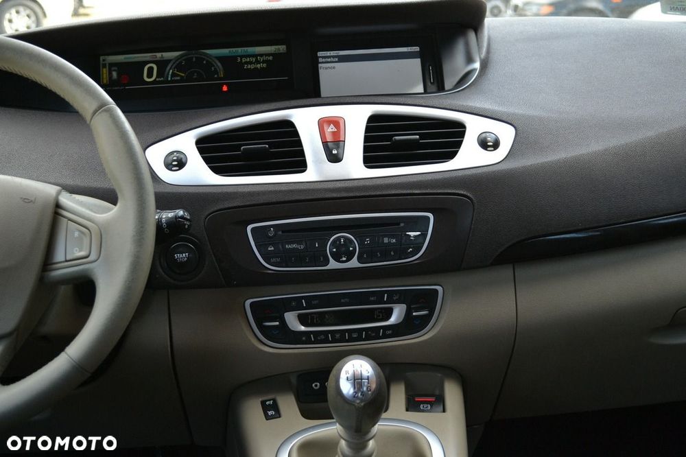 Renault Grand Scenic - 9