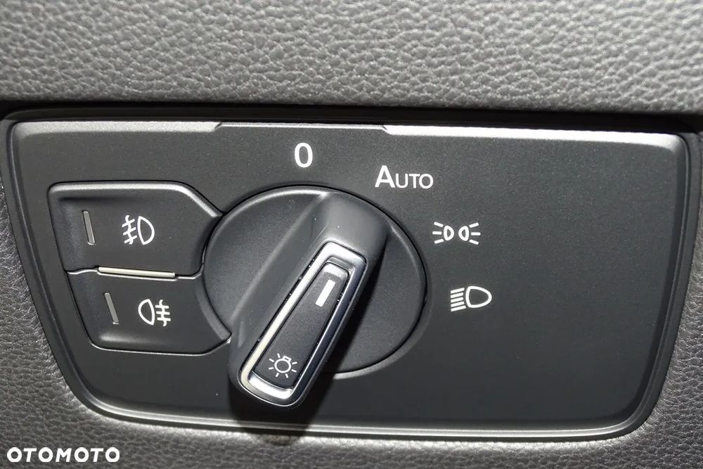 Volkswagen Passat - 25