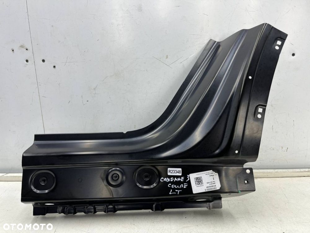 Poszycie Porsche Cayenne 9y3 COUPE 19r.- lewy tylny próg poszycie dół błotnika fragment progu NOWE - 1