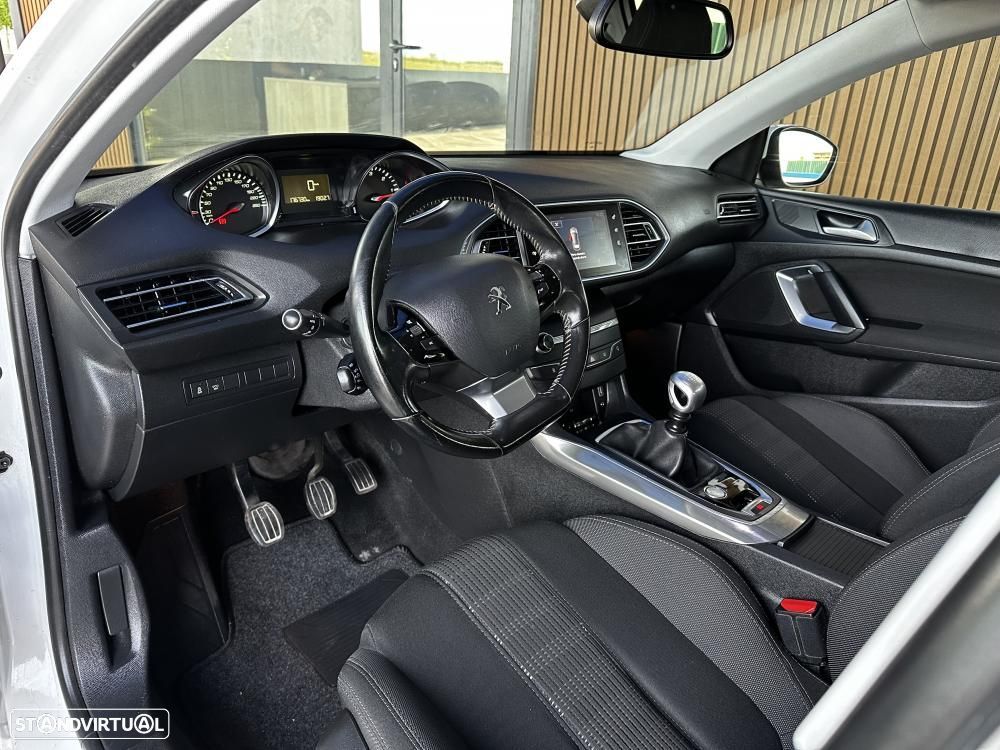 Peugeot 308 1.6 BlueHDi Allure - 19
