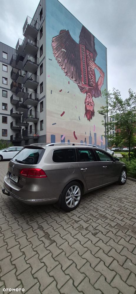 Volkswagen Passat 2.0 TDI Highline DSG - 12
