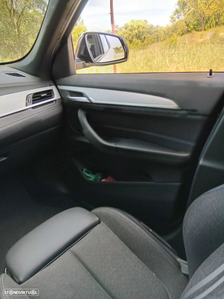 BMW X1 xDrive25e M Sport - 10