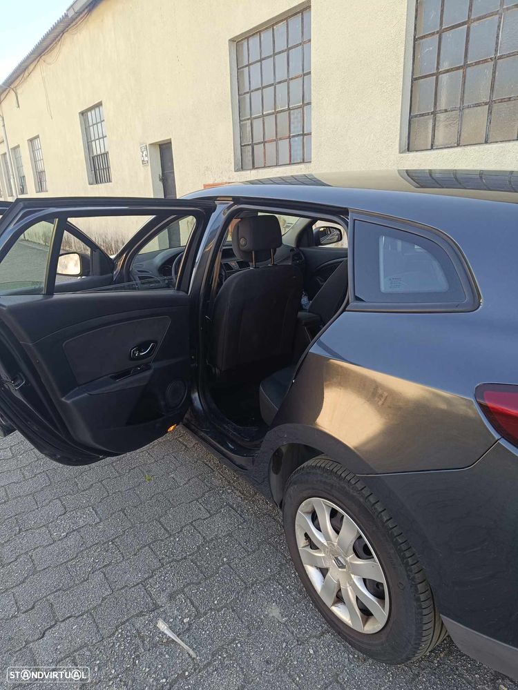 Renault Mégane Sport Tourer 1.5 dCi Dynamique - 3