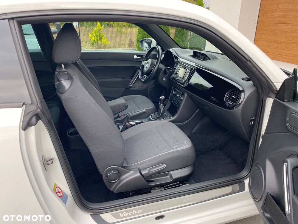 Volkswagen Beetle 1.2 TSI BlueMotion Technology Club - 25